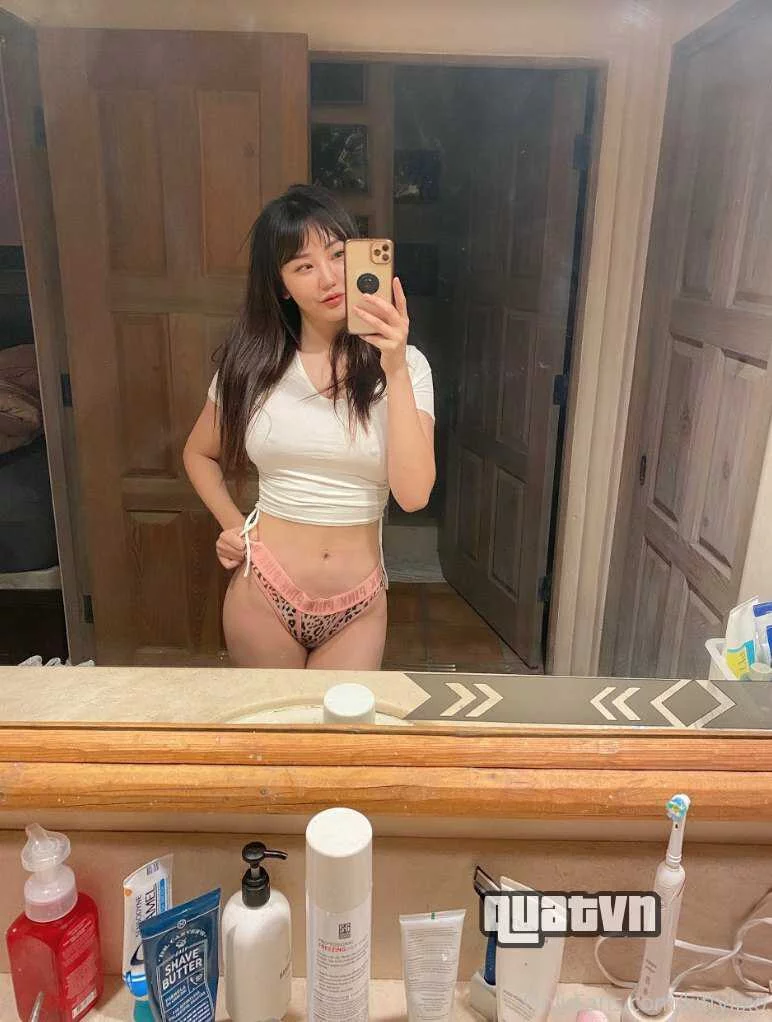 Kitty-Li-kittylixox-Onlyfans-Leak-108.webp