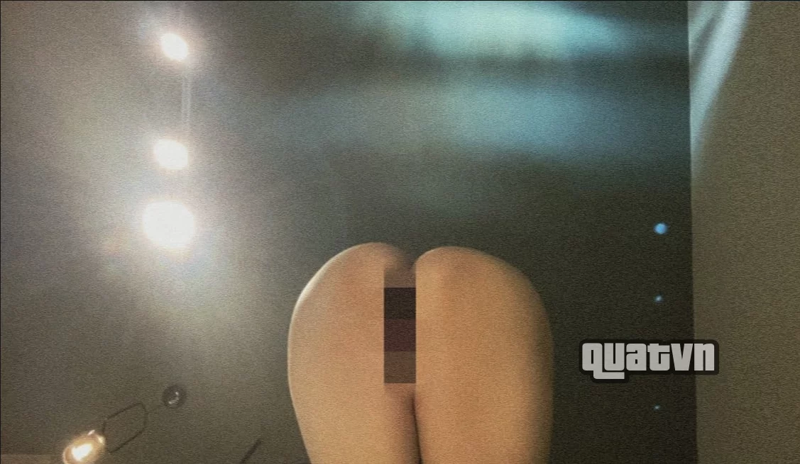 Nhan-Nhen-Nhen-nhennhensohot-Onlyfans-Leak-12.webp
