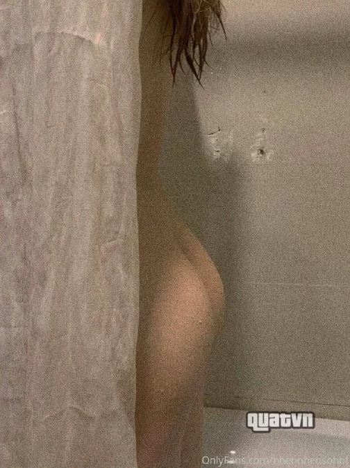 Nhan-Nhen-Nhen-nhennhensohot-Onlyfans-Leak-171.webp