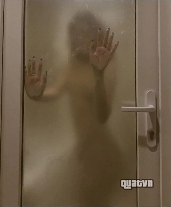 Nhan-Nhen-Nhen-nhennhensohot-Onlyfans-Leak-82.webp