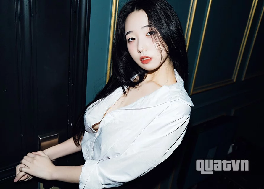 Yeonwoo-Collection-77.webp
